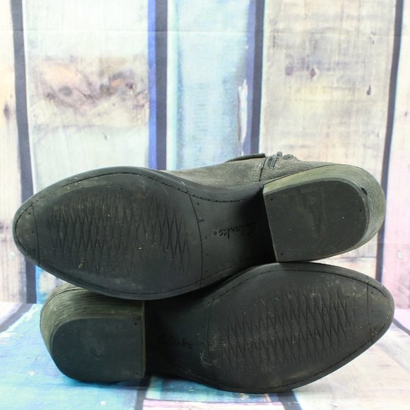 Clarks Gray Suede Strappy Side Zip Ankle Heeled Boots Size 8.5 M - Picture 9 of 9